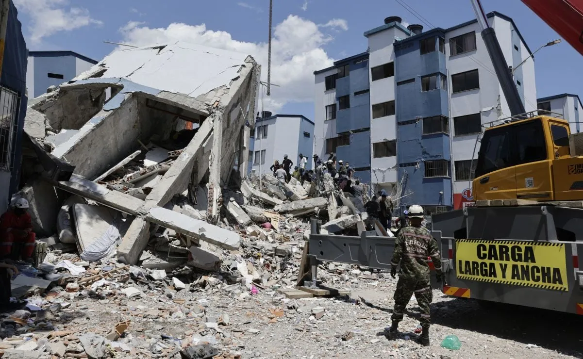Van 285 muertos y 379 desaparecidos por el terremoto en Colombia; De la Espriella propone un "Plan Marshall" para reconstruir el Chocó