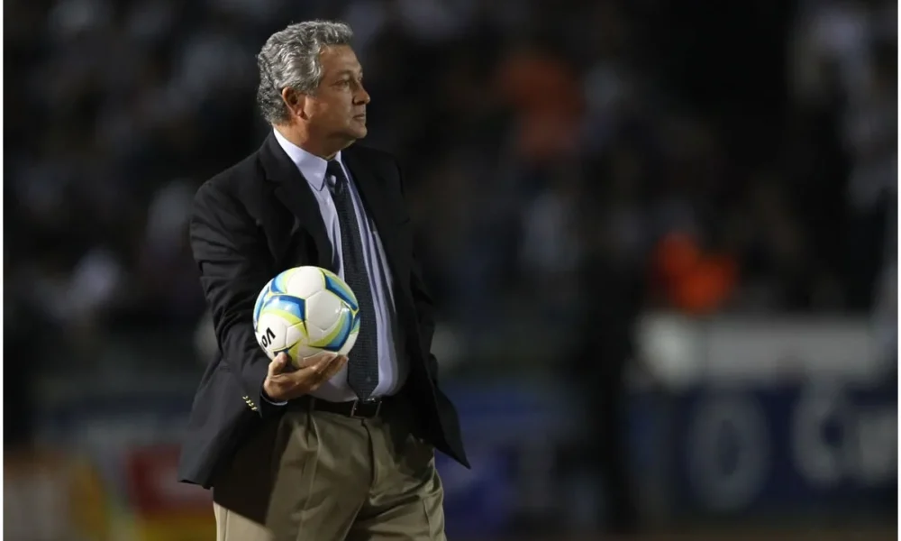 Víctor Manuel Vucetich, cerca de convertirse en director técnico de Tigres