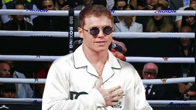 ‘Ya lo hicimos con JC Chávez’: Azcárraga quiere una de las últimas peleas del ‘Canelo’ en el Estadio Banorte
