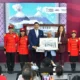 Alejandro Armenta y la titular de la Lotería develan billete inspirado en Puebla y sus montañas