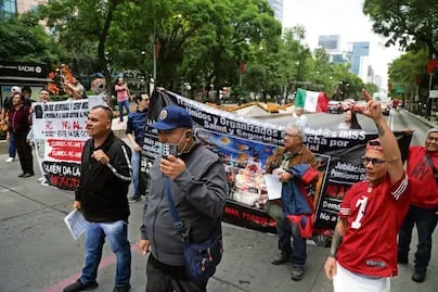 Armada activa Plan Marina en cuatro estados por huracán Trudy; provoca lluvia, fuerte viento y oleaje