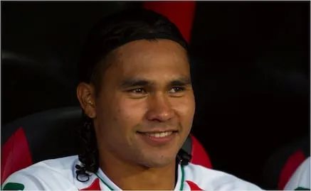 'Gullit' Peña busca entrar a la política de León; se registra en Morena