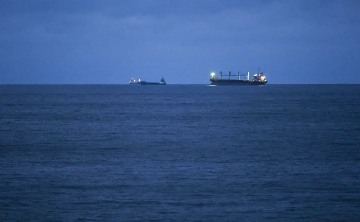 Buque portacontenedores es atacado con drones en el mar Negro, frente a costa de Bulgaria; es el quinto mercante alcanzado este mes
