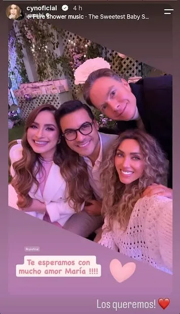 Carlos Rivera y Cynthia Rodríguez junto a Anahí y su esposo Manuel Velasco.