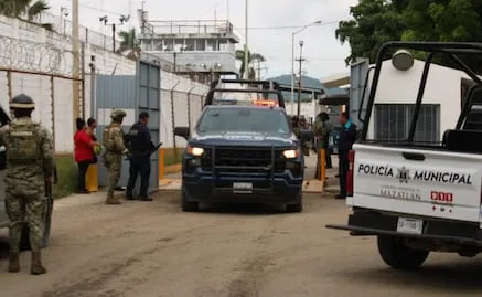 Harfuch anuncia creación de nuevo centro penitenciario en Sinaloa; refuerzan seguridad tras riña en penal de Mazatlán