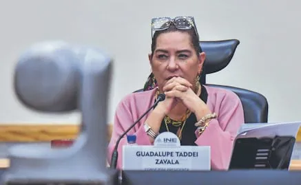 Guadalupe Taddei afirma que se queda al frente del INE; acusa “golpeteo político”