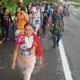 Detenidos en instalación del ICE en Indiana enfrentan crisis de salud, asegura una demanda; acusan "fuerza excesiva que roza la tortura"
