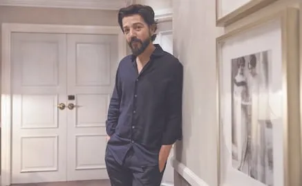 Diego Luna gana premio a Mejor Guion en el Festival de Cine de Roma por "Ceniza en la boca"