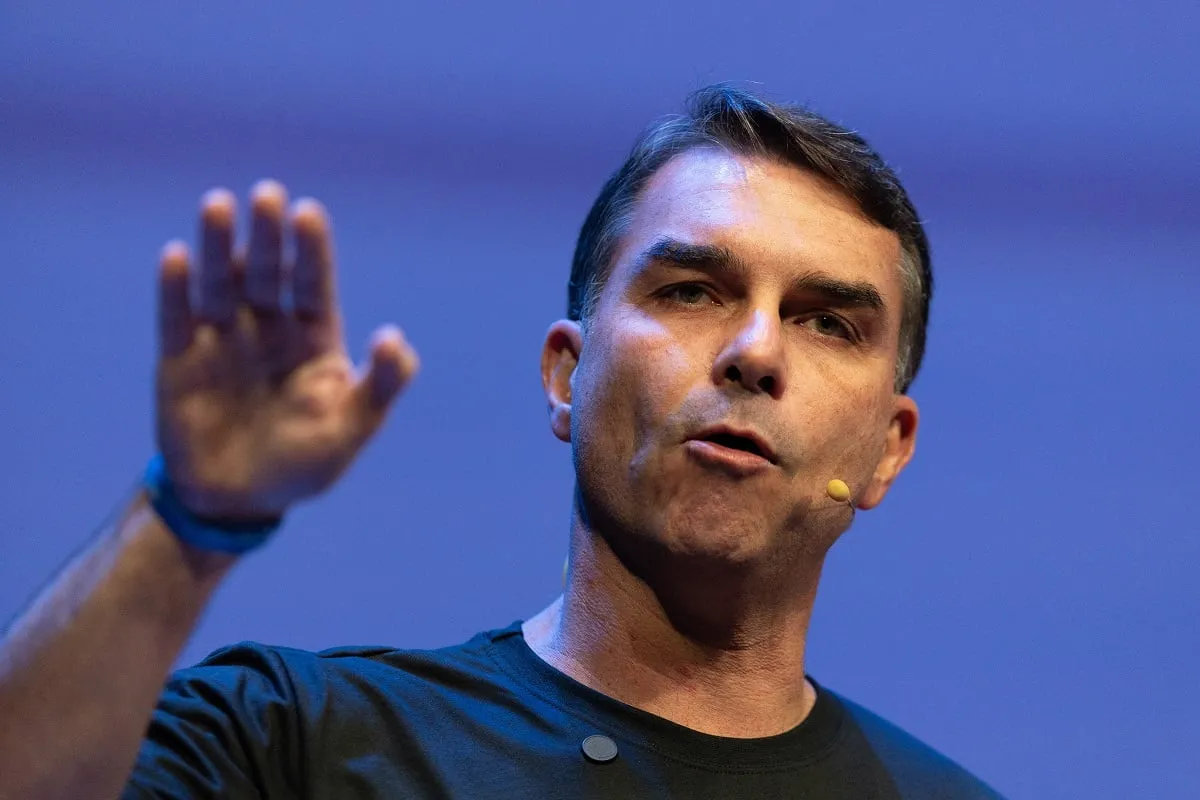 ¿Dónde está Flávio Bolsonaro? Brasil le cancela pasaportes; cercanos afirman que va rumbo a EU