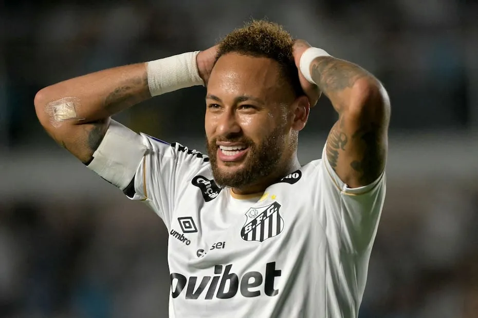 Neymar con el Santos de Brasil - Foto: AFP