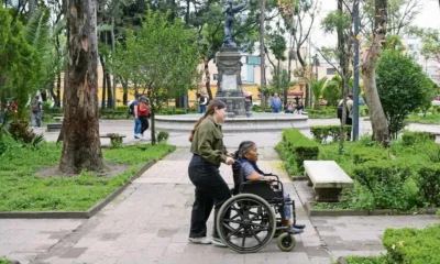 Hay más adultos mayores en México; el sector crece entre el aislamiento, discapacidades y pensiones en riesgo