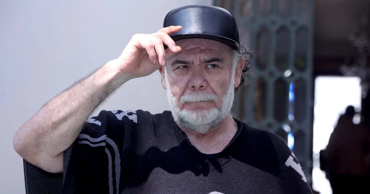 Hospitalizan a Jesús Ochoa tras caer de un elevador: ‘No podía caminar y quería trabajar’, dice Luis de Alba
