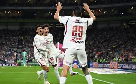 Chivas sufre hasta el final; el Rebaño vence a Rayados en Monterrey