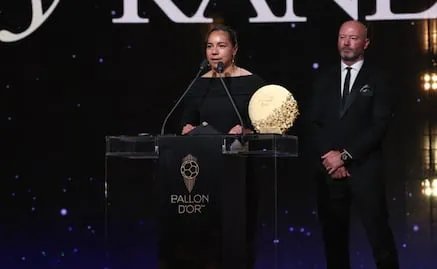 ¿Quién es Charlyn Corral, la mexicana ganadora a la mejor delantera del año en el Balón de Oro?