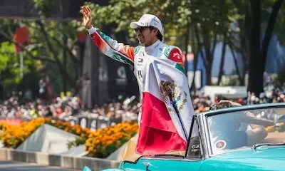 ‘Los extrañé’: ‘Checo’ Pérez celebra su regreso a CDMX con Show Run ante fans que sueñan con puntos (FOTOS)
