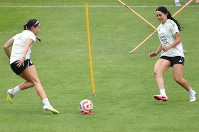 Greta Espinoza y Scarlett Camberos, de la selección Mexicana Femenil, son dos de las referentes del equipo en el Concacaf " Qualifiers. (Foto: Cuartoscuro)