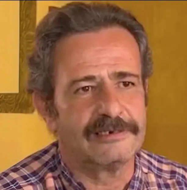 Carlos Miguel, “El Poncho” sufrió un secuestro en 2012, permaneció privado de la libertad durante cuatro día. Durante el cautiverio sufrió lesiones en el rostro, perdió varios dientes y tuvo daños en los tendones de las manos.