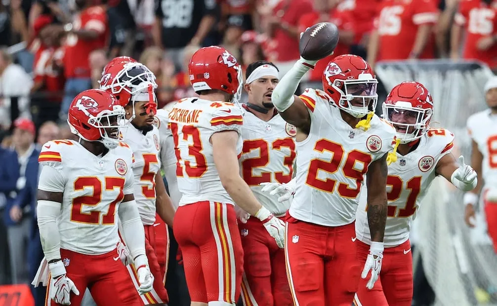 Kansas City Chiefs en festejo, durante la temporada regular de la NFL - Foto: AFP