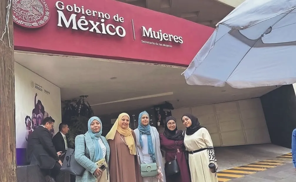 Para nosotras es muy importante poder portar el hiyab, porque lo estamos haciendo por convicción, dijeron las mujeres musulmanas. Foto: Especial