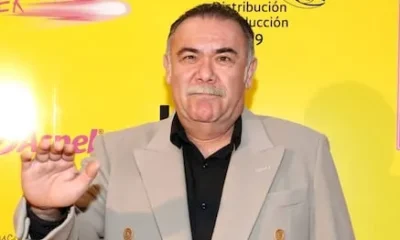 Omar Suárez da detalles sobre la caída de Jesús Ochoa: "fue aparatoso, pero solo un susto"; el actor usa muletas