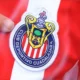 Penta roba reflectores en el Pachuca vs Cruz Azul; convive con los futbolistas