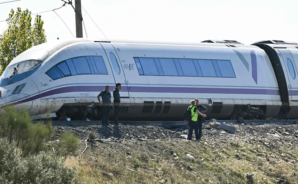 Choque de trenes en España. Foto: AFP