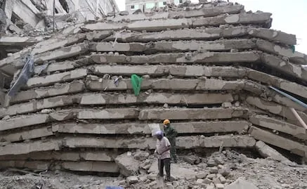 VIDEO: Colapsa edificio de varios pisos en Nairobi; reportan saqueos tras derrumbe