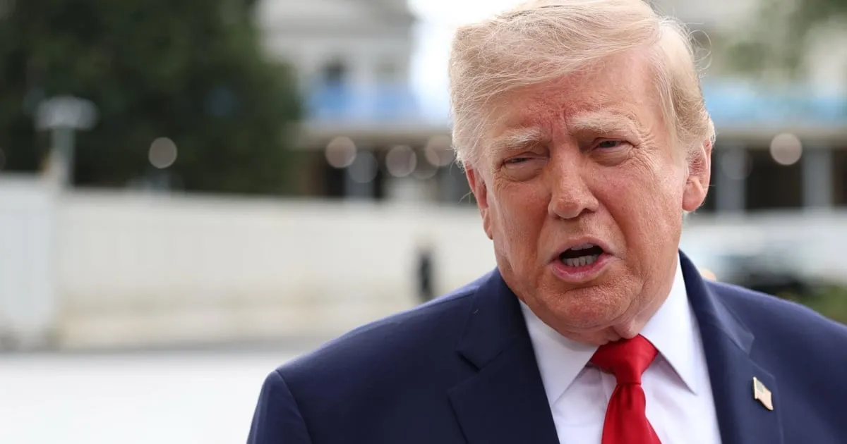 Trump admite que le ‘echó un fonazo’ al CEO de Google para que el Atlántico sea renombrado ‘Océano Trump’